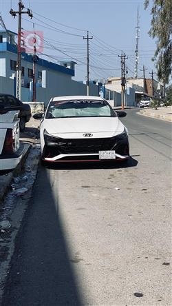 هیوندای ئەلەنترا